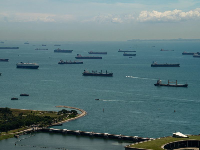 o fechamento do estreito de ormuz afeta o brasil petróleo